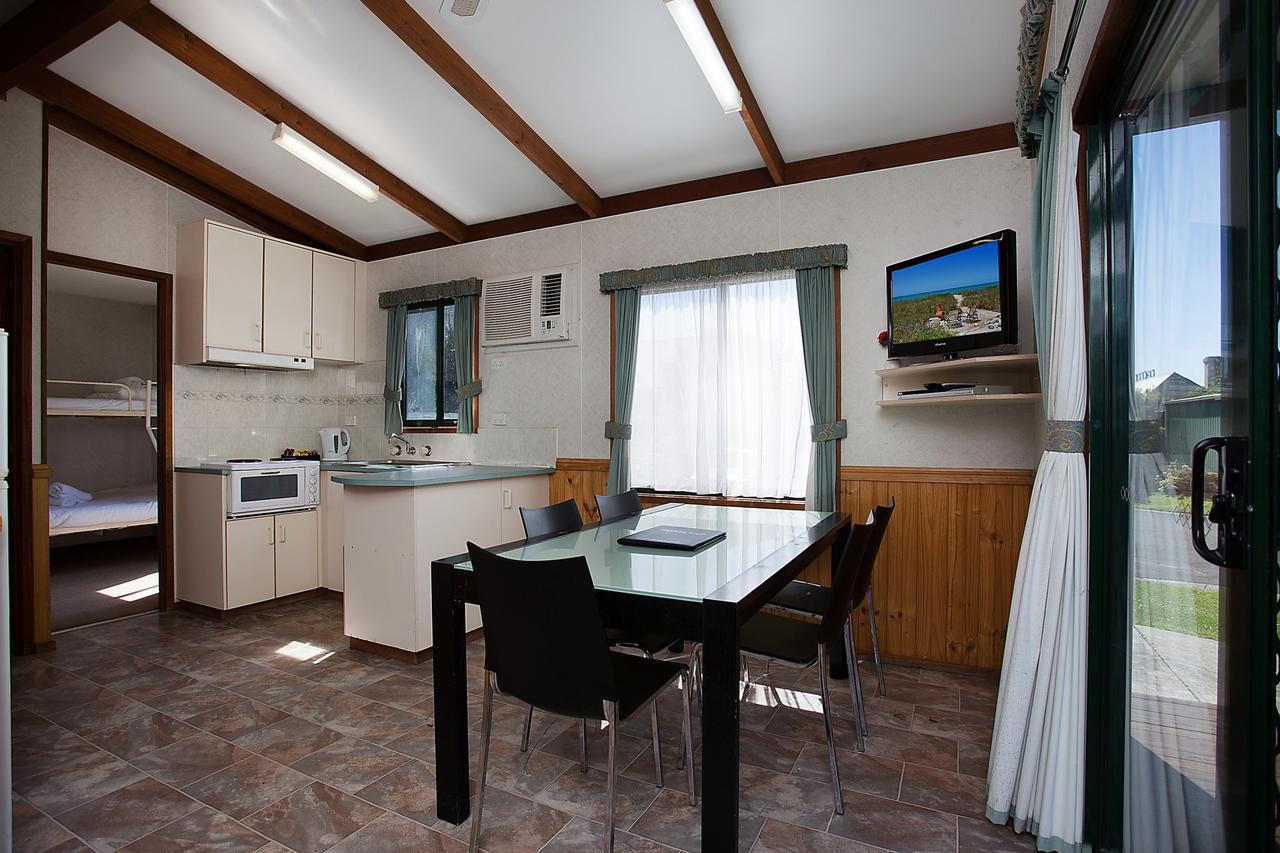 พอร์ตแลนด์ฮอลิเดย์วิลเลจ Hotel ภายนอก รูปภาพ